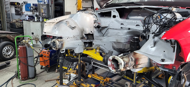 Autoservice P. Sommer Unfallinstandsetzung aller Fabrikate