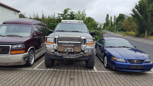 AVP American Vehicle Place
