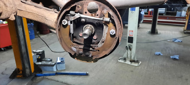 KFZ Meisterbetrieb-Alhaw Fahrzeugtechnik.