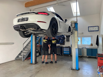 Tom's Garage