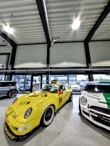 SF SPORTCARS GmbH - SF Group - KFZ Werkstatt
