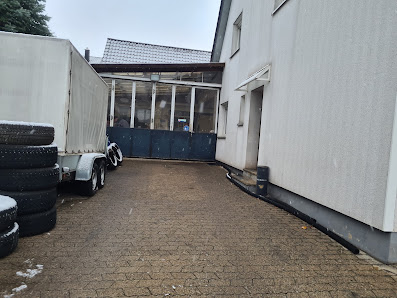 Kfz-Werkstatt John