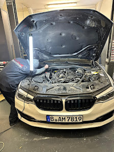 Stark & Söhne Autoservice & Reifendienst: Motorräder, Motorroller, Quads, KFZ-An- & Verkauf