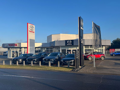 Motor Company Oranienburg: Toyota / Mazda