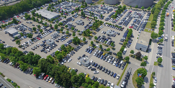 Auto & Service PIA GmbH - Gebrauchtwagenzentrum Detmoldstraße