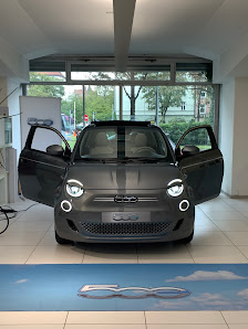 Fiat Häusler Automobile München Zentrale