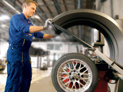 KFZ-Selbsthilfewerkstatt – Hobbywerkstatt, Reifendienst, Reifenmontage, Öl-Service & KFZ-Schlüsseldienst
