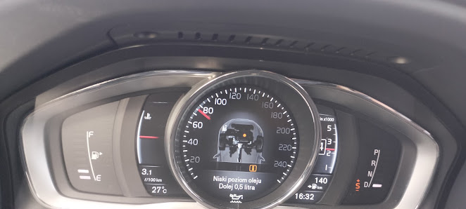 FA Automobile