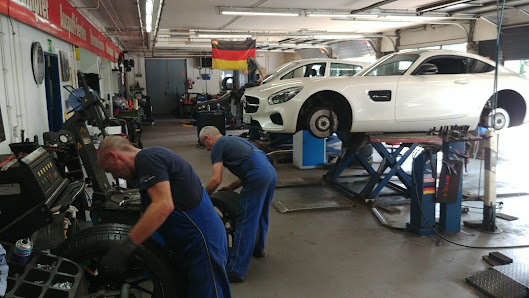 Premio Reifen + Autoservice Wolfgang Bernhard