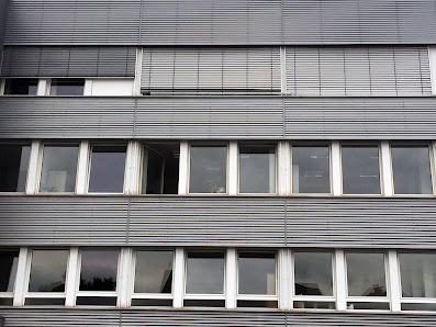 Bach Holding GmbH · Auto Bach Unternehmensgruppe (Verwaltung)