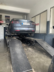 Premium Car Solutions