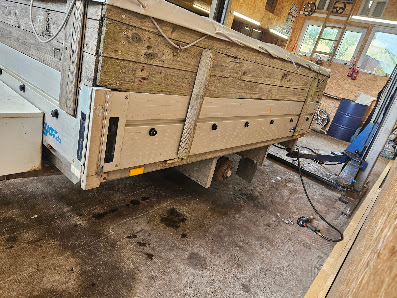 Kfz Teile und Reifenservice Rack