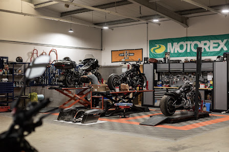 Kfz Meisterwerkstatt Ingo Peters und Benda Motorradhändler in Gingst/Rügen
