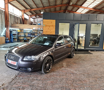 Paul`s Automobile