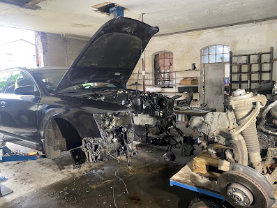 Haris Garage