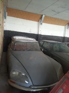 Neuser CLASSIC Oldtimer Restaurierung EntenReha