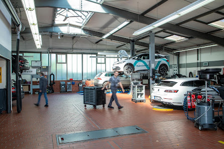 Autohaus L. Wessel GmbH & Co.KG