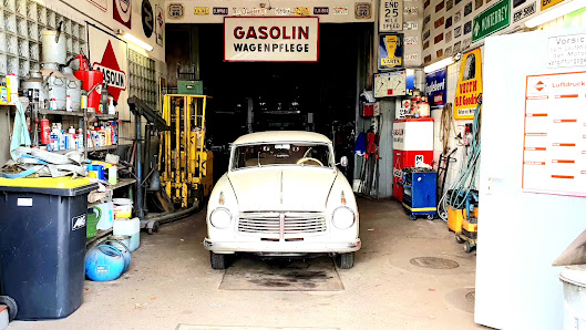 Borgward, Gasolin Tankstelle
