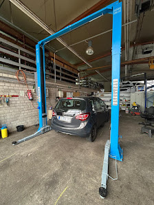 Autohandel Elia Frau und Mann