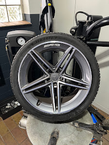 Achims Garage Kfz. - Reifenservice - Felgendoktor - Kfz. - Ersatzteile - Autoshop
