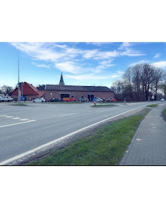 Neu- + Gebrauchtwagen Ausstellung Fahrzeughaus Matz GmbH & Co. KG