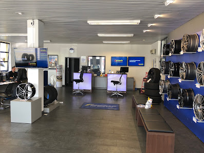 Premio Reifen + Autoservice Secura Moers GmbH