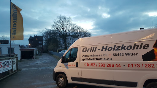 Ihr kompetenter Partner für Reifen, Felgen, Zubehör, Reparatur, Service und Beratung rund um Ihr Fahrzeug.