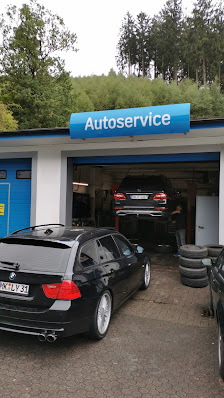 Yapar Kfz-Werkstatt