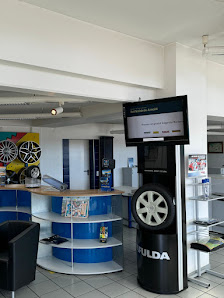 Premio Reifen + Autoservice Reifenbörse Arnold GmbH & Co. KG