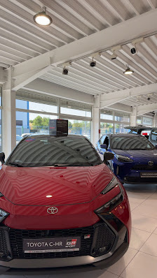 Autohaus in Bocholt - Gerding GmbH - Toyota Niederrhein - Toyota Händler