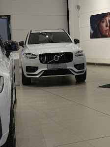Volvo Autohaus La Linea