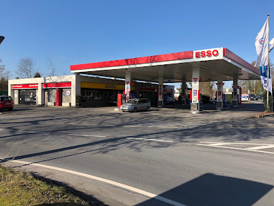 Esso Tankstelle Huggins&Kroh / Kfz-Werkstatt