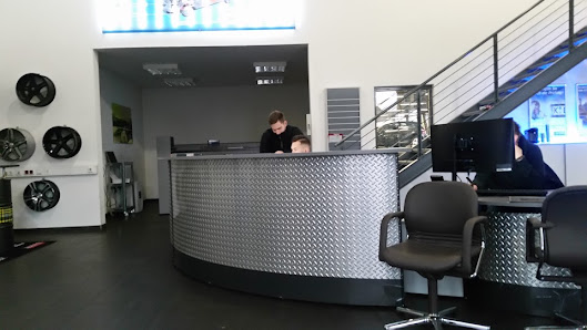 Premio Reifen + Autoservice Reifen Schmitz GmbH