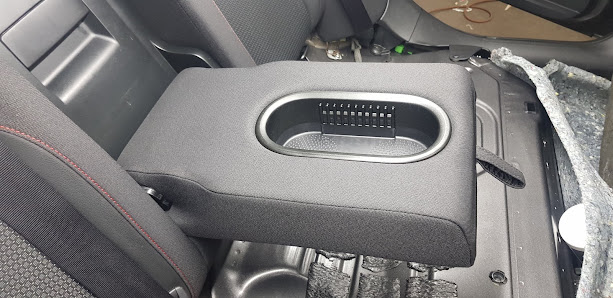 Mobile/Fahrzeugaufbereitung/Dellentechnik/Hagelschaden/Beulendoktor /Metin Ünal/
