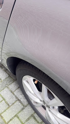 delleraus.de • Hagelschäden & Dellenentfernung • DEKRA zertifiziert