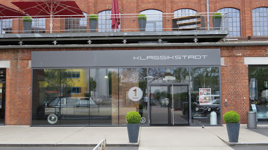 Alpine Store Frankfurt - RRG