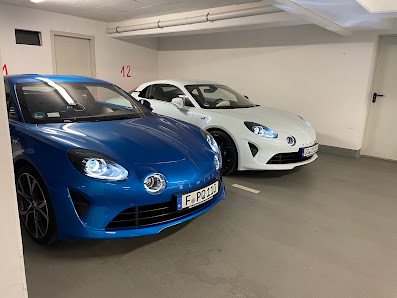 Alpine Store Frankfurt - RRG