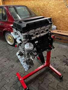 Gio’s Garage
