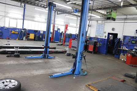 KFZ Technik Zentrum Lage - Partnerbetrieb von EUROMASTER
