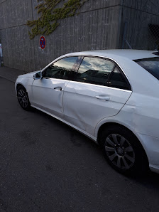 Mietwerkstatt Zuffenhausen GmbH KFZ-Teile