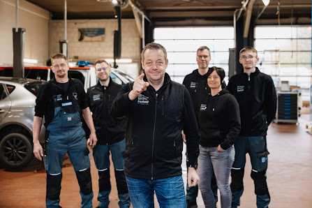 Herting Brilon - Bosch Car Service / Sortimo Station