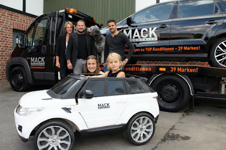 Mack Automobile
