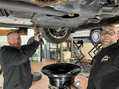 Kfz Werkstatt Karth