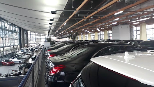Mercedes-Benz Niederlassung Stuttgart Feuerbach