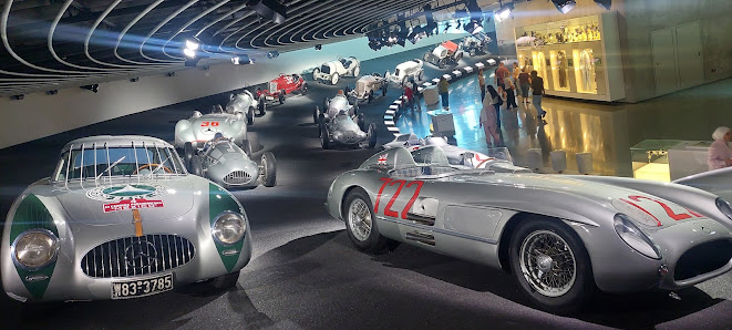 Mercedes-Benz Niederlassung Stuttgart