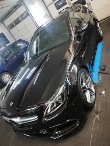 Car Style professionelle Fahrzeug-Aufbereitung Dellentechniker