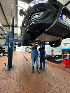 Schulze Schleithoff GmbH / Ford-Autohaus