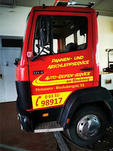 Auto Reifen Service am Blocksberg