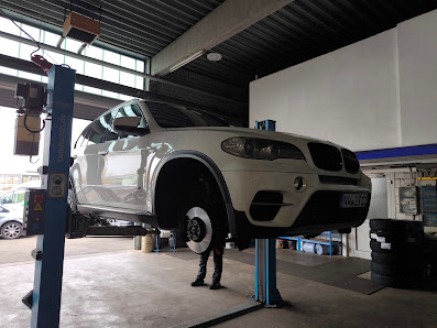 Jurij's Garage