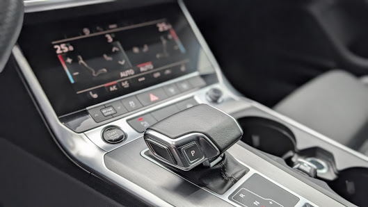 Amirian Automobile GmbH